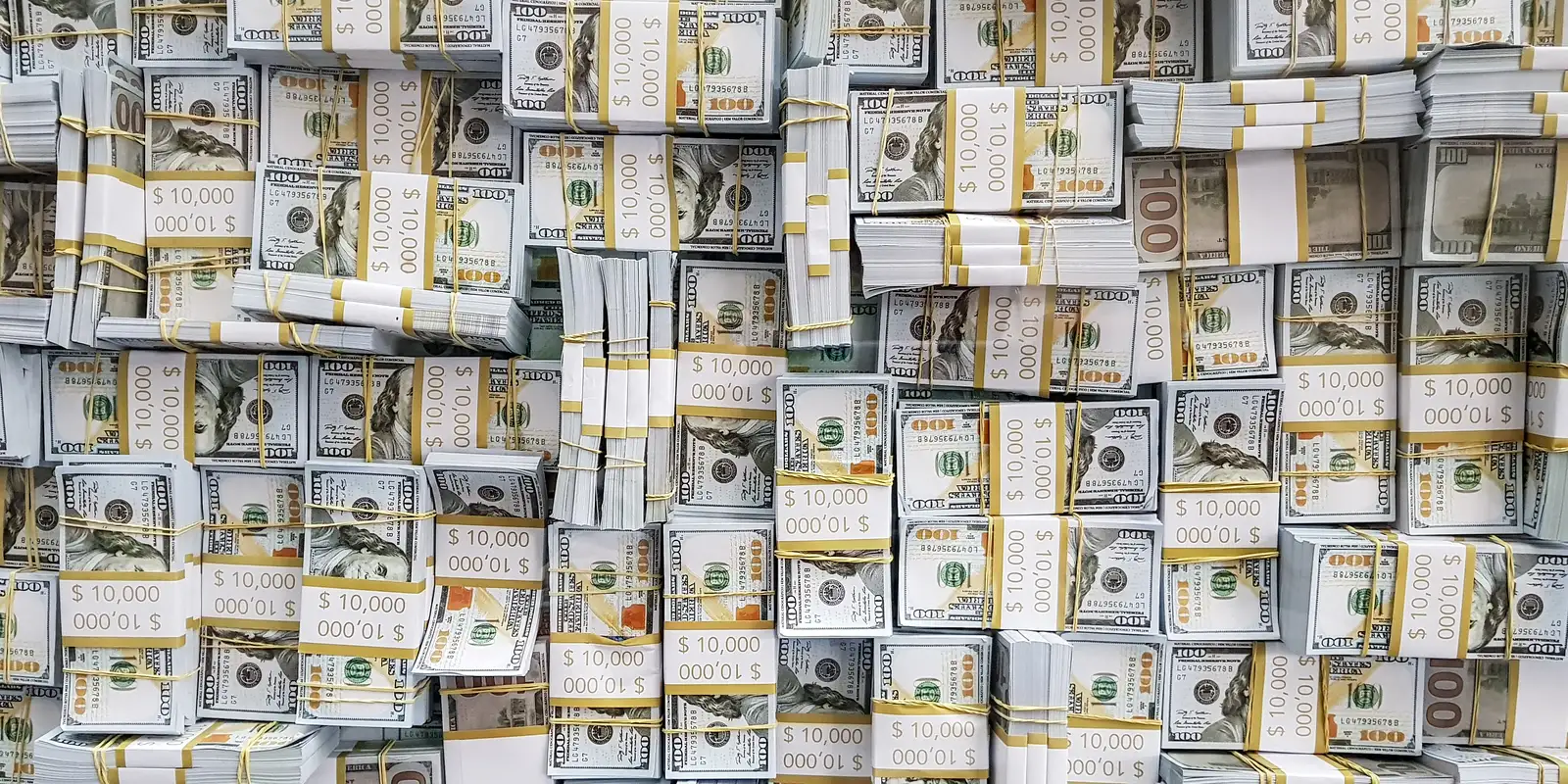 Bolsa de Valores caiu quase 1% e terminou o dia abaixo dos 184 mil pontos.