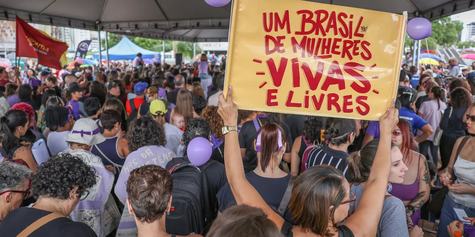 TSE lança campanha para combater violência política contra mulheres