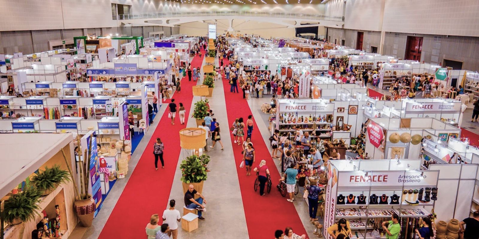 A oitava edição do Fenacce, Festival Nacional de Artesanato e Cultura do Ceará, será aberta nesta sexta-feira (4), às 15h. O evento vai até o dia 13 deste mês, no Centro de…
