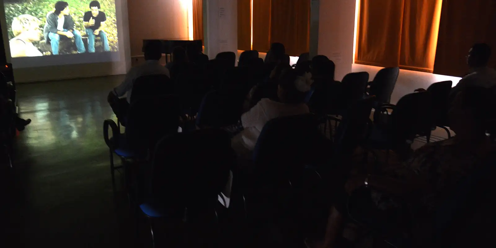 Os filmes estão distribuídos em dez sessões de duração variada. Cada exibidor poderá escolher quais sessões deseja realizar e até promover mais de uma por dia.