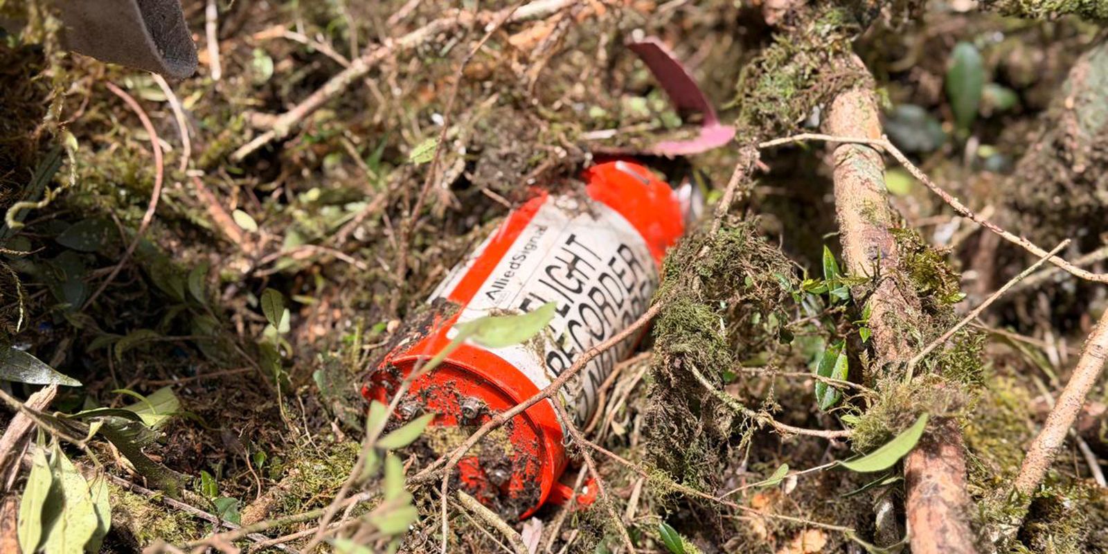Aeronave caiu em serra catarinense; todos os ocupantes morreram. Trabalhos preliminares de preparação, extração e degravação dos dados serão iniciados pelos investigadores já nos…