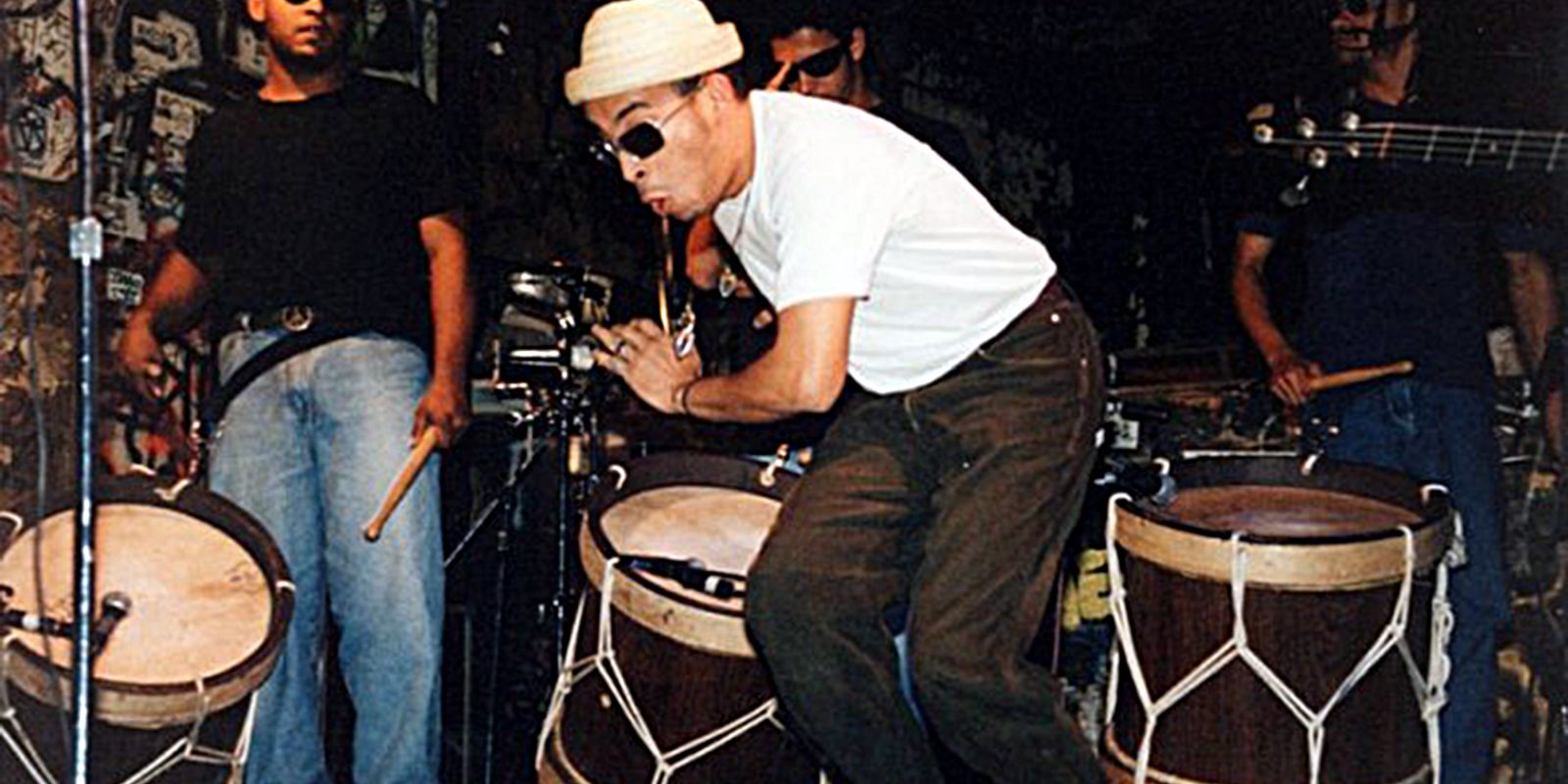 No ano em que celebraria 60 anos de vida, o cantor e compositor pernambucano Chico Science ganha nesta terça-feira (22) mais duas homenagens festejando sua vida, obra e legado à…