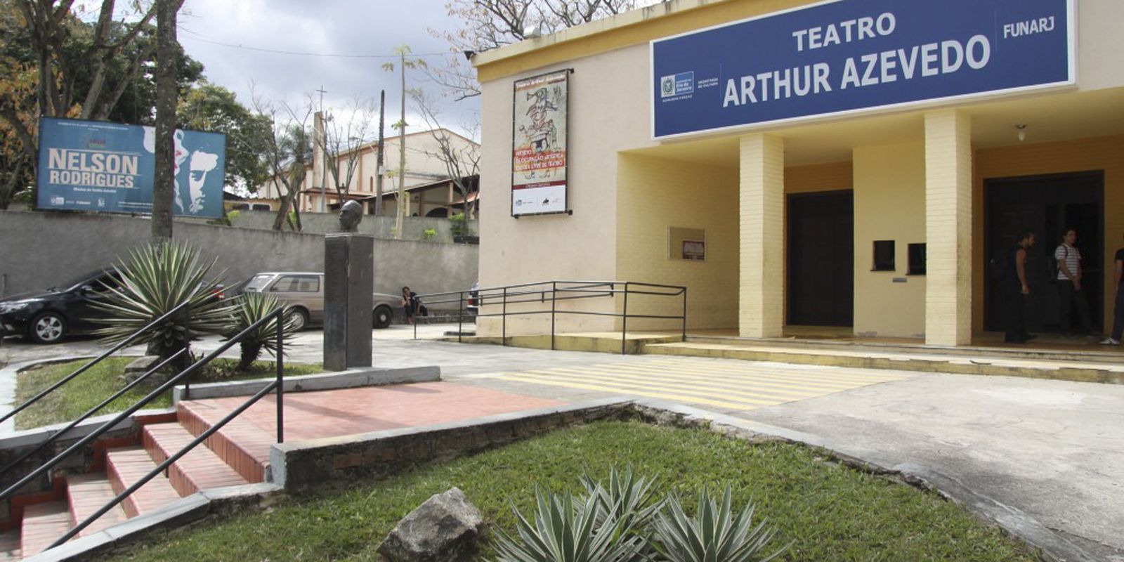 Artistas usarão dança, teatro, performances e cenas curtas para levar ao público temas como ancestralidade, literatura negra, cultura popular e experiências sociais e culturais…